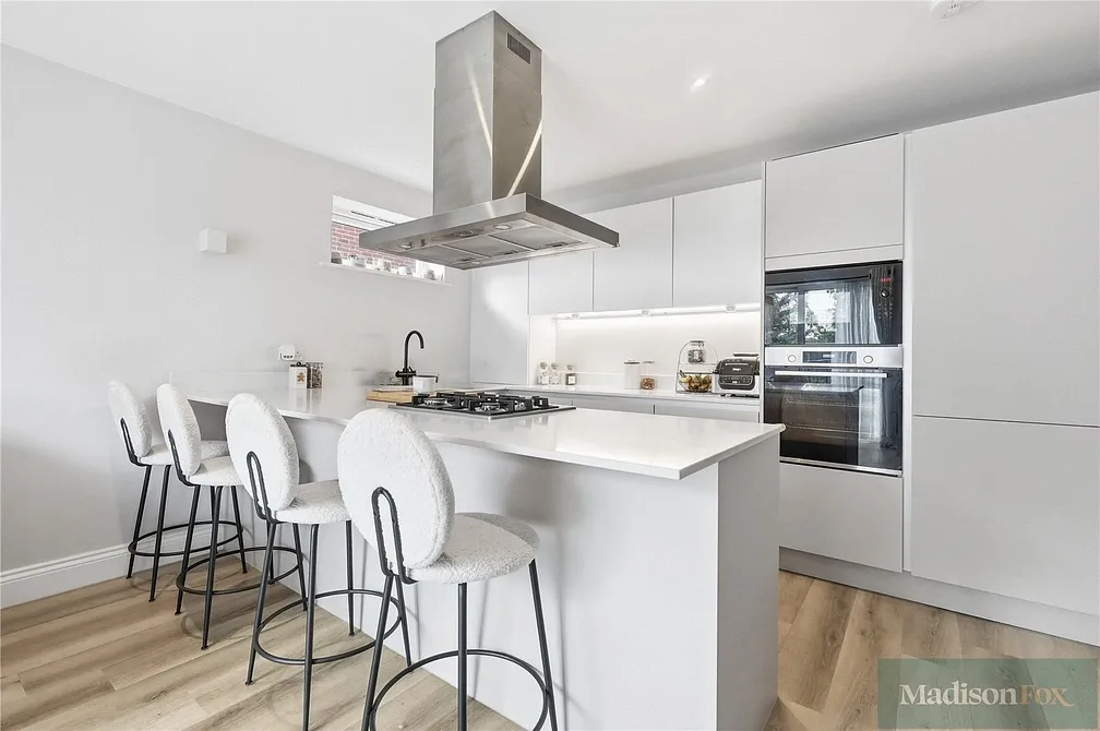 Flat West Grove in Greater London