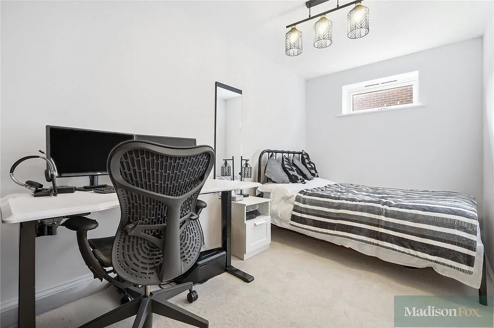 Flat West Grove in Greater London