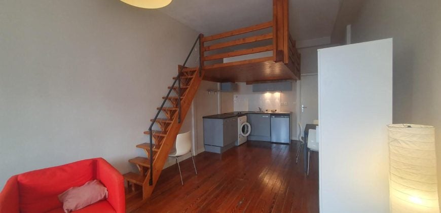 Appartement Place des Maisons Neuves à Villeurbanne