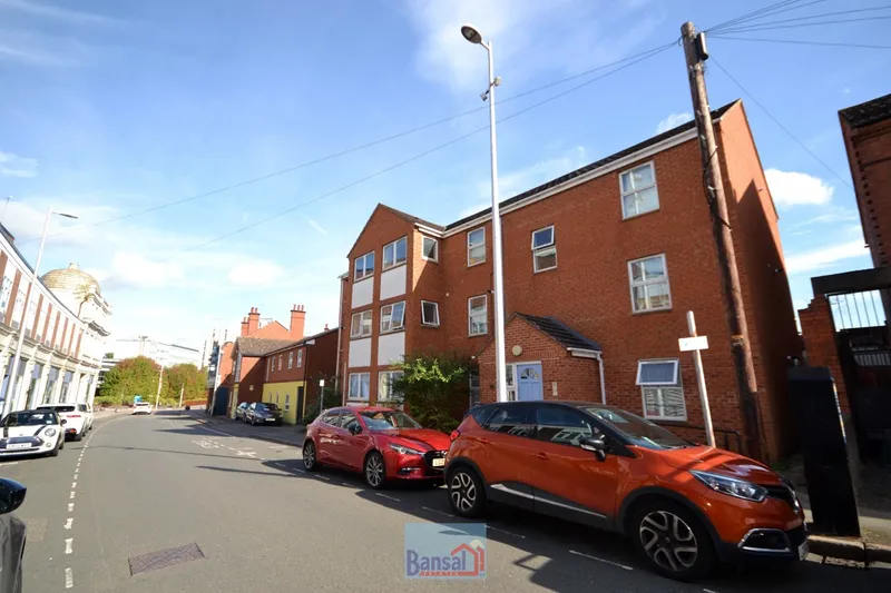 Flat Trinity Street in Coventry