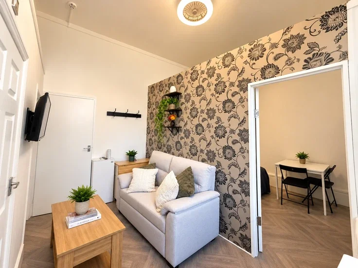 Flat Challoner Street in Greater London