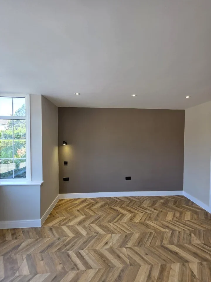 Flat Pretoria Road in Borough of Runnymede