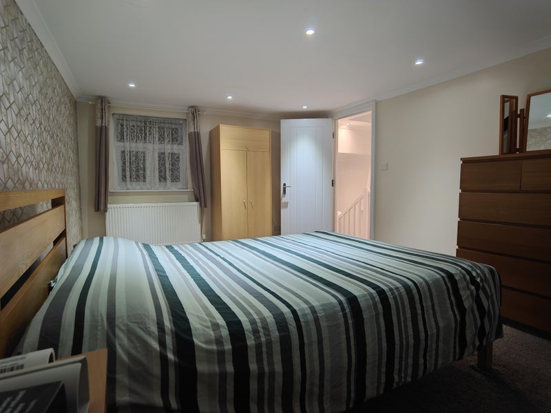 Room Harold Road in Greater London