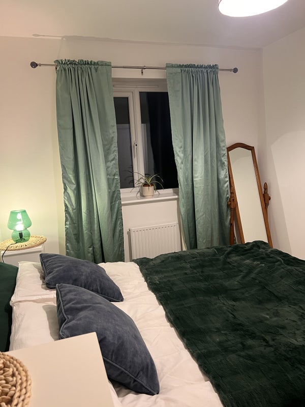 Room Criddle Avenue in Woolvers Hill