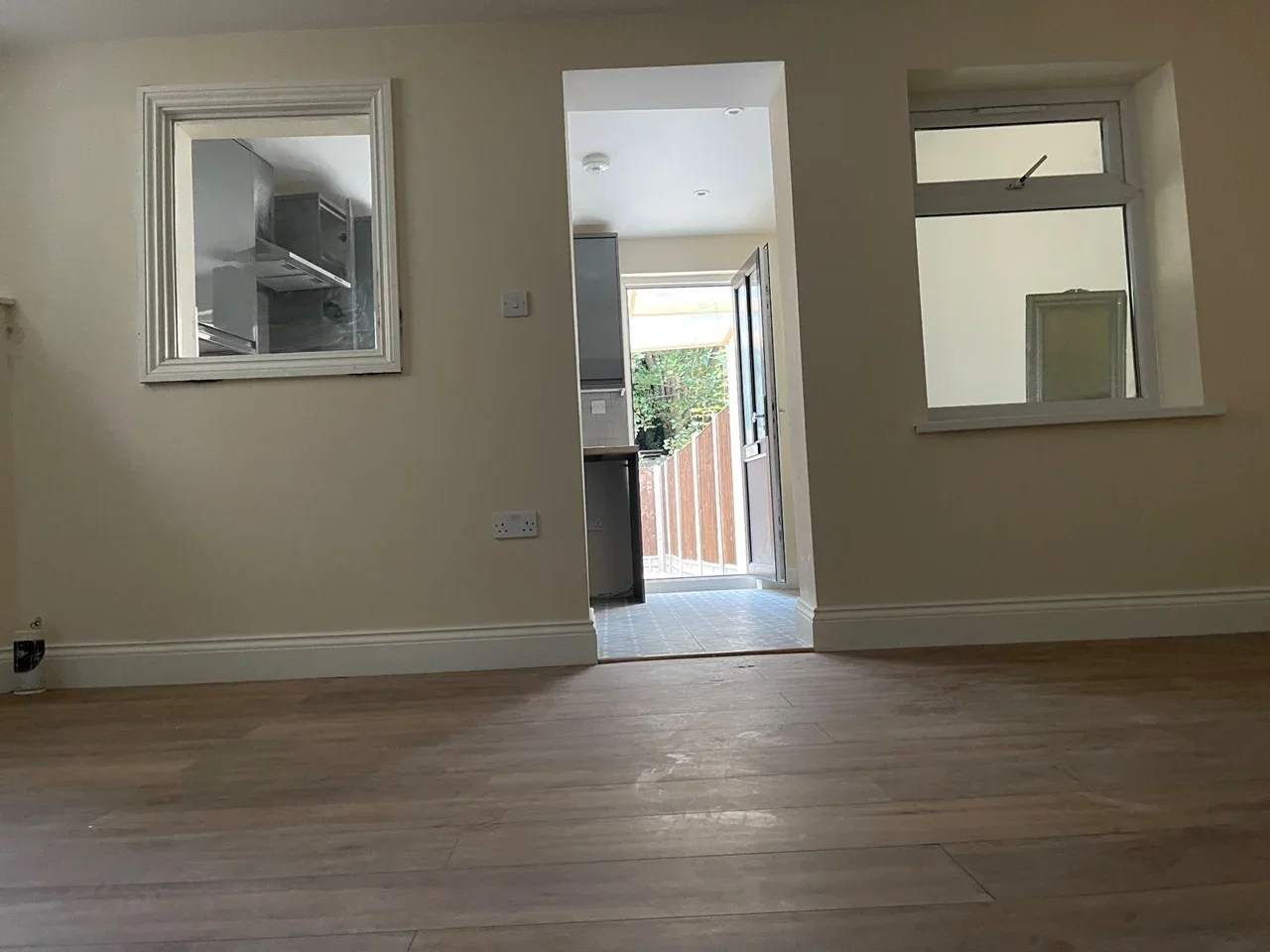 Flat Lower Range Road in Gravesham