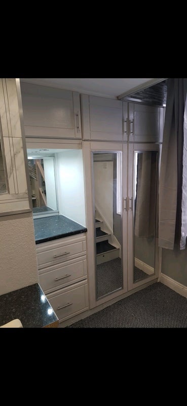 Room Morrish Road in Greater London