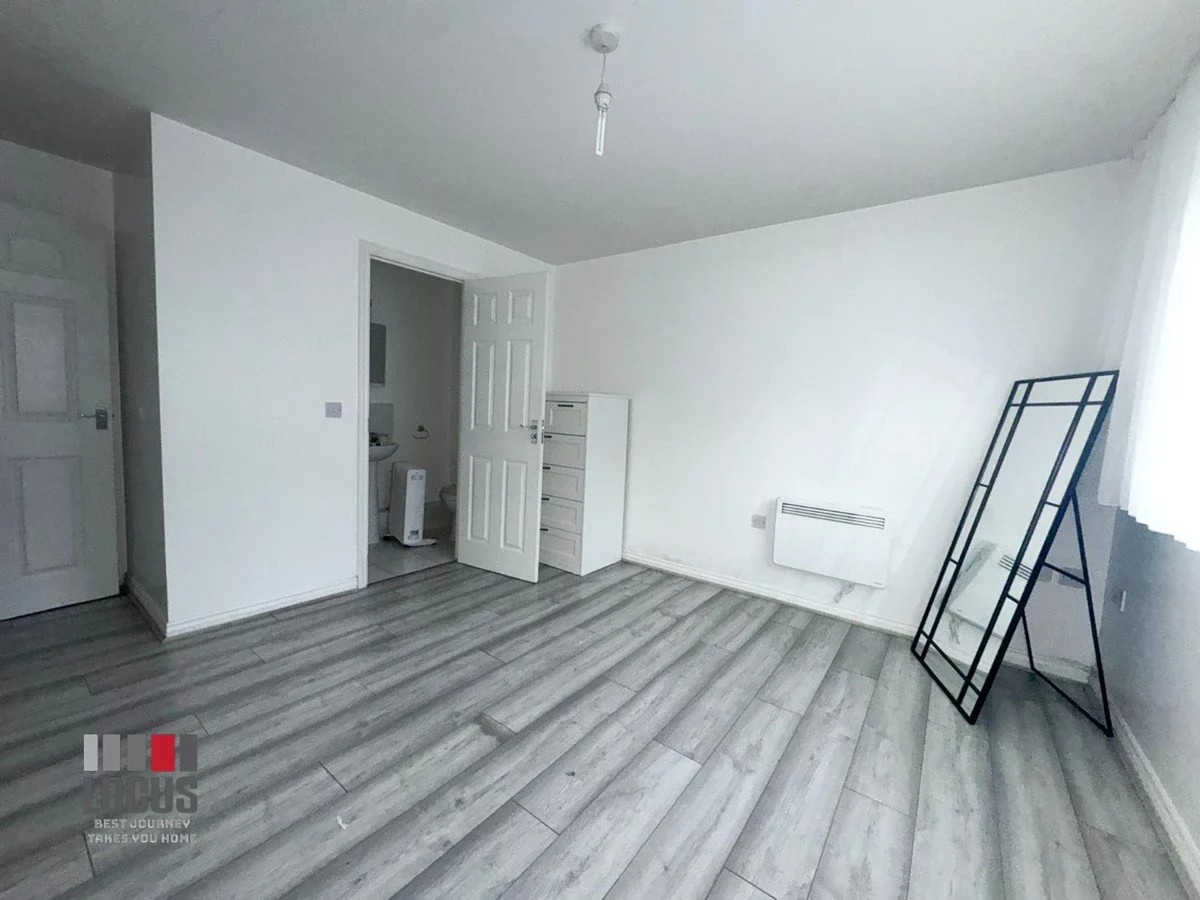 Flat Bryanstone Road in Waltham Cross