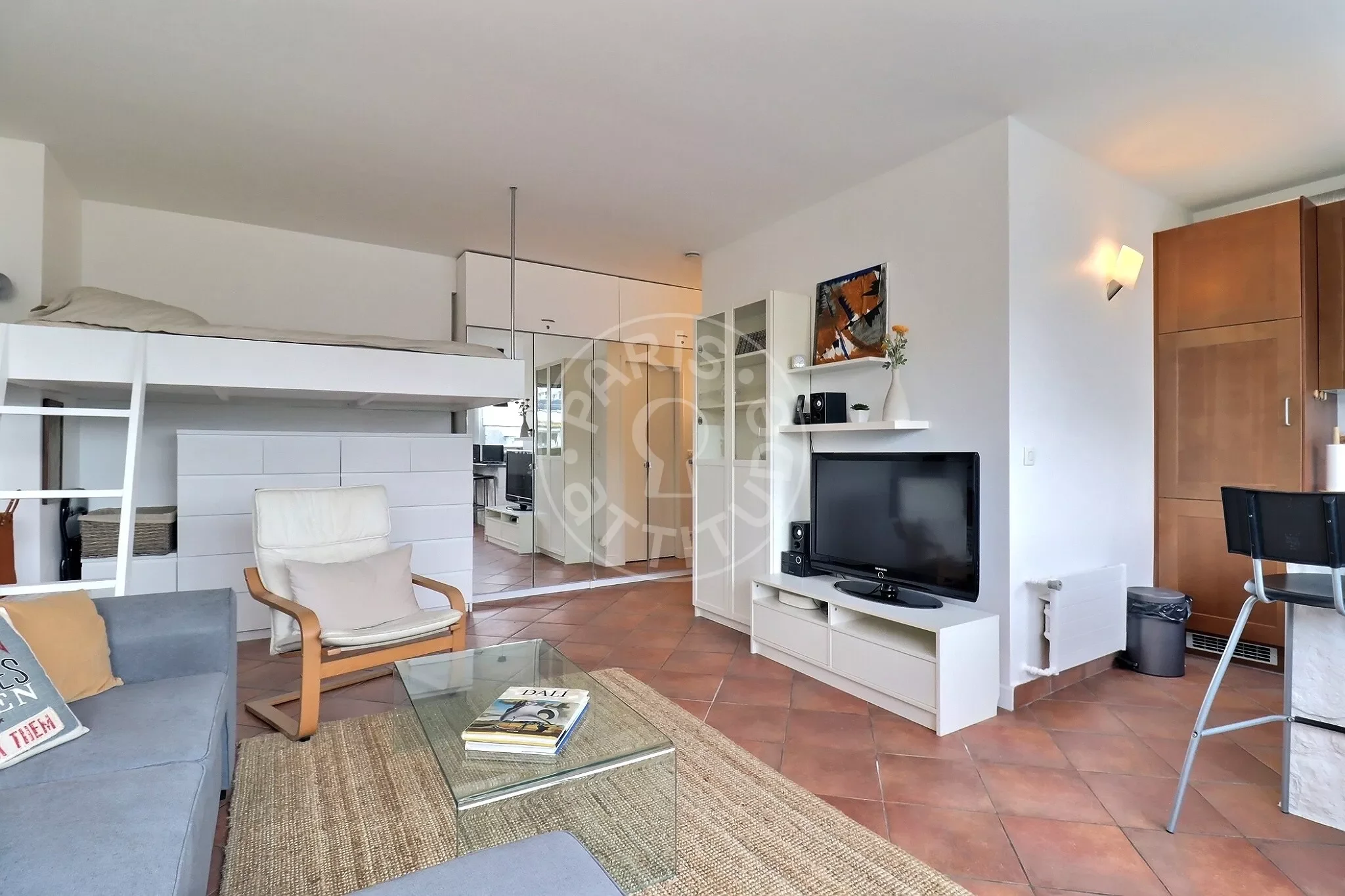 Appartement Avenue de Versailles à Paris