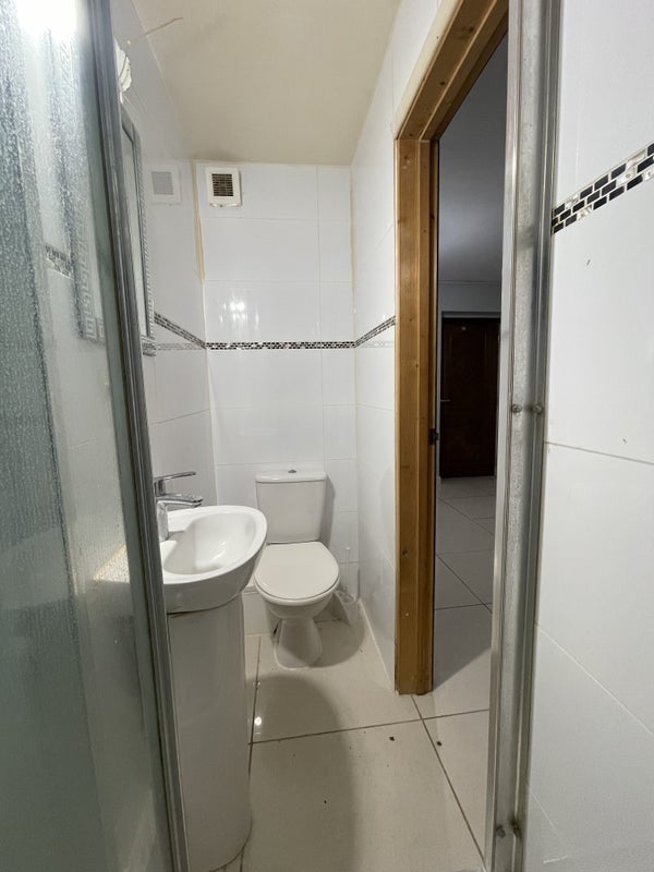 Room Cordwallis Road in Maidenhead
