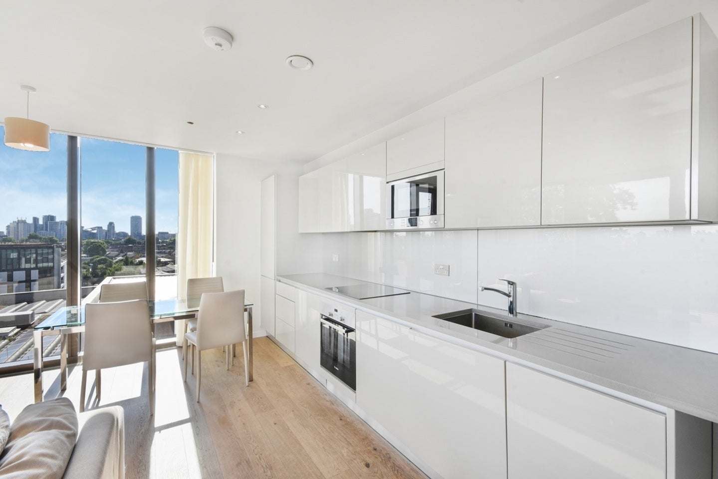Flat St. Gabriel Walk in Greater London