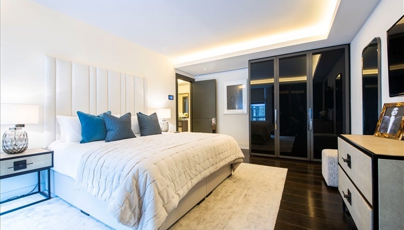 Flat Duke Street in City of Westminster