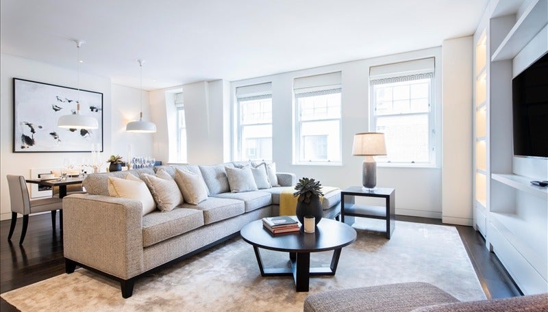 Flat Duke Street in City of Westminster