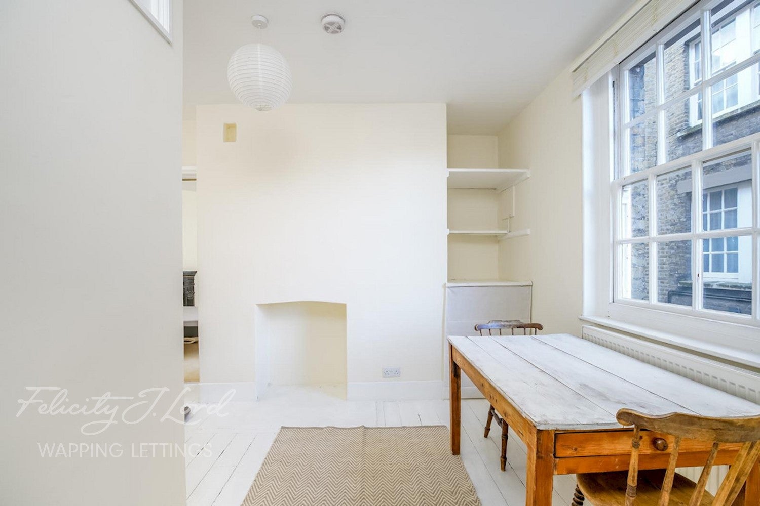 Flat Redmans Road in Greater London
