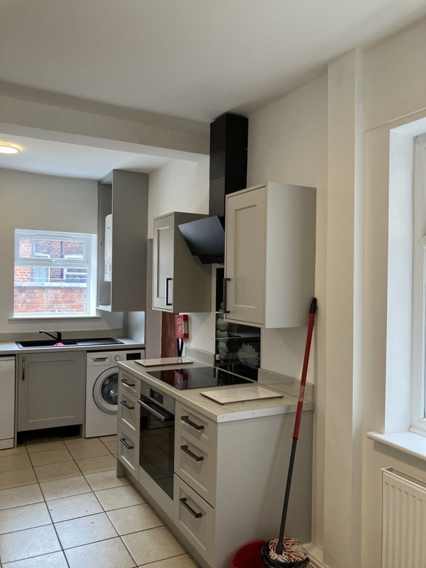 Room Filey Road in Manchester