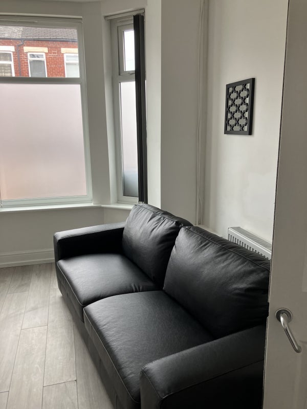 Room Filey Road in Manchester