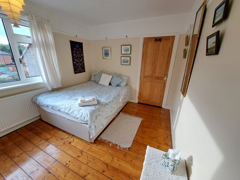 Room Westacres Crescent in Newcastle upon Tyne