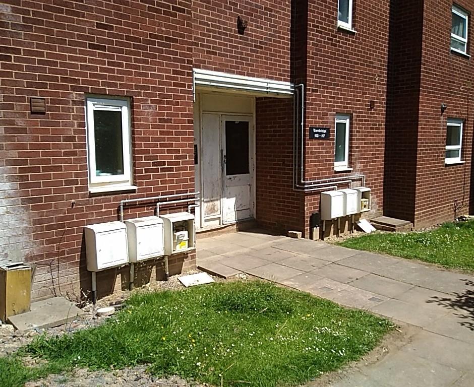 Flat Brookside Avenue in Telford