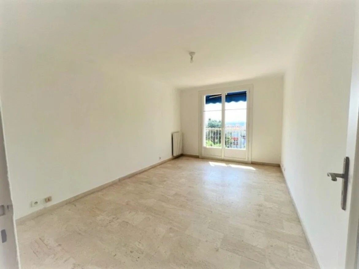 Appartement Avenue des Mandariniers à Nice