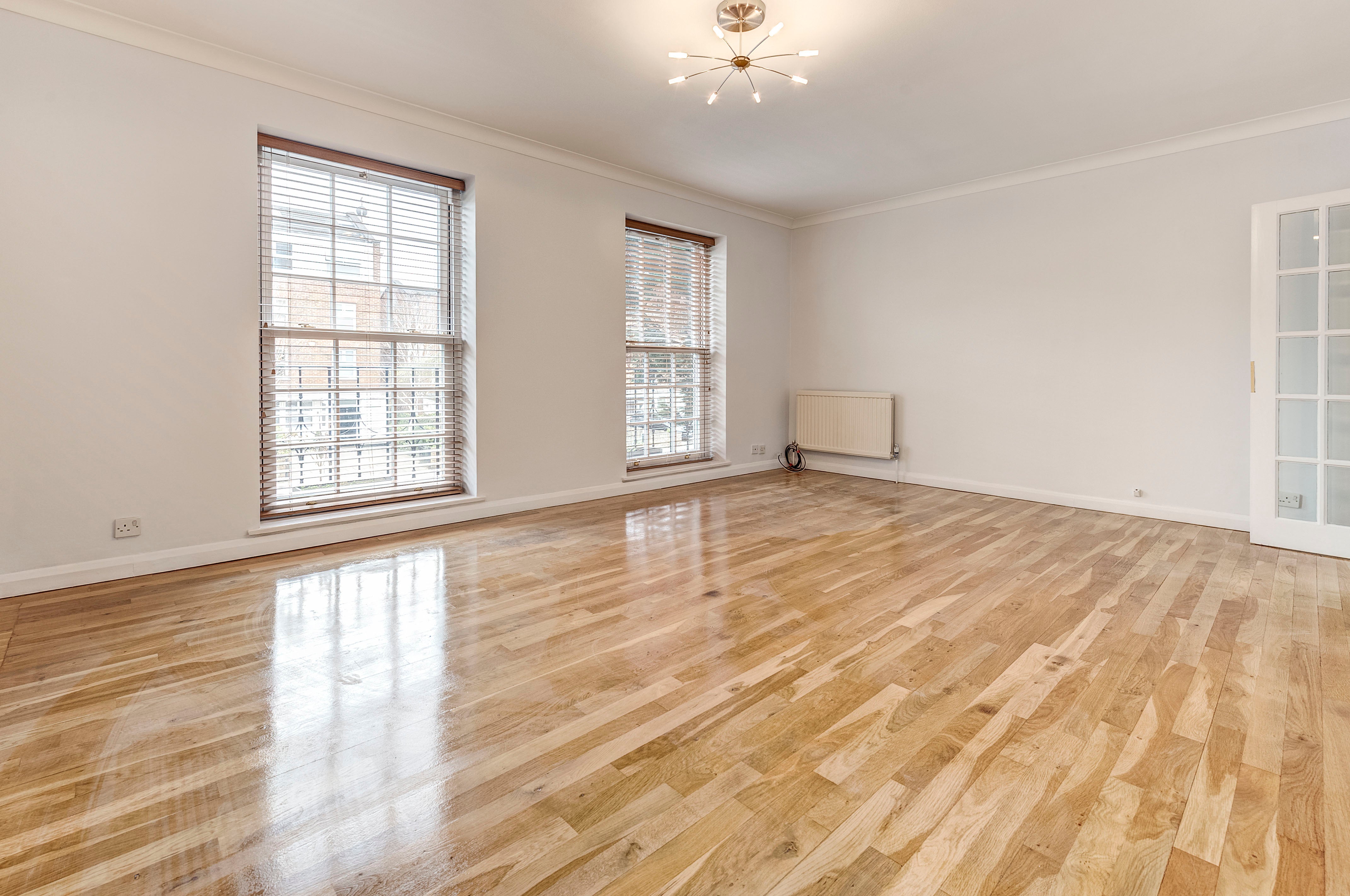 House Dobson Close in Greater London