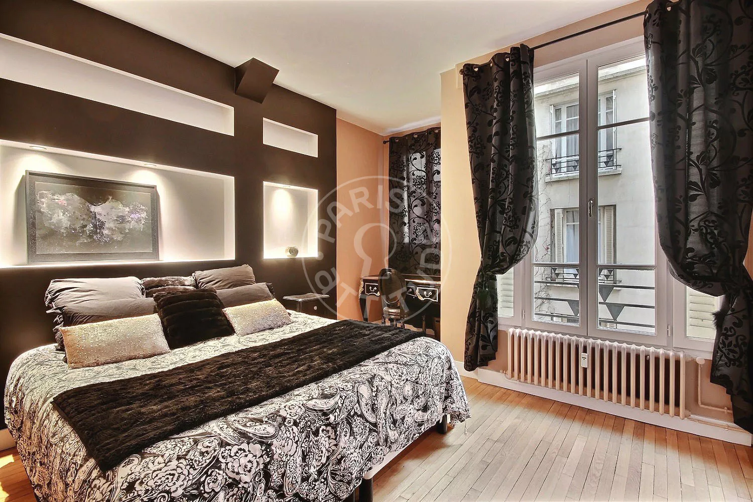 Appartement Avenue Hoche à Paris