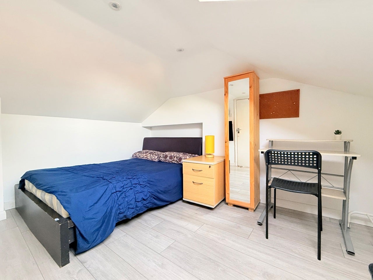 Room Bessborough Road in Greater London