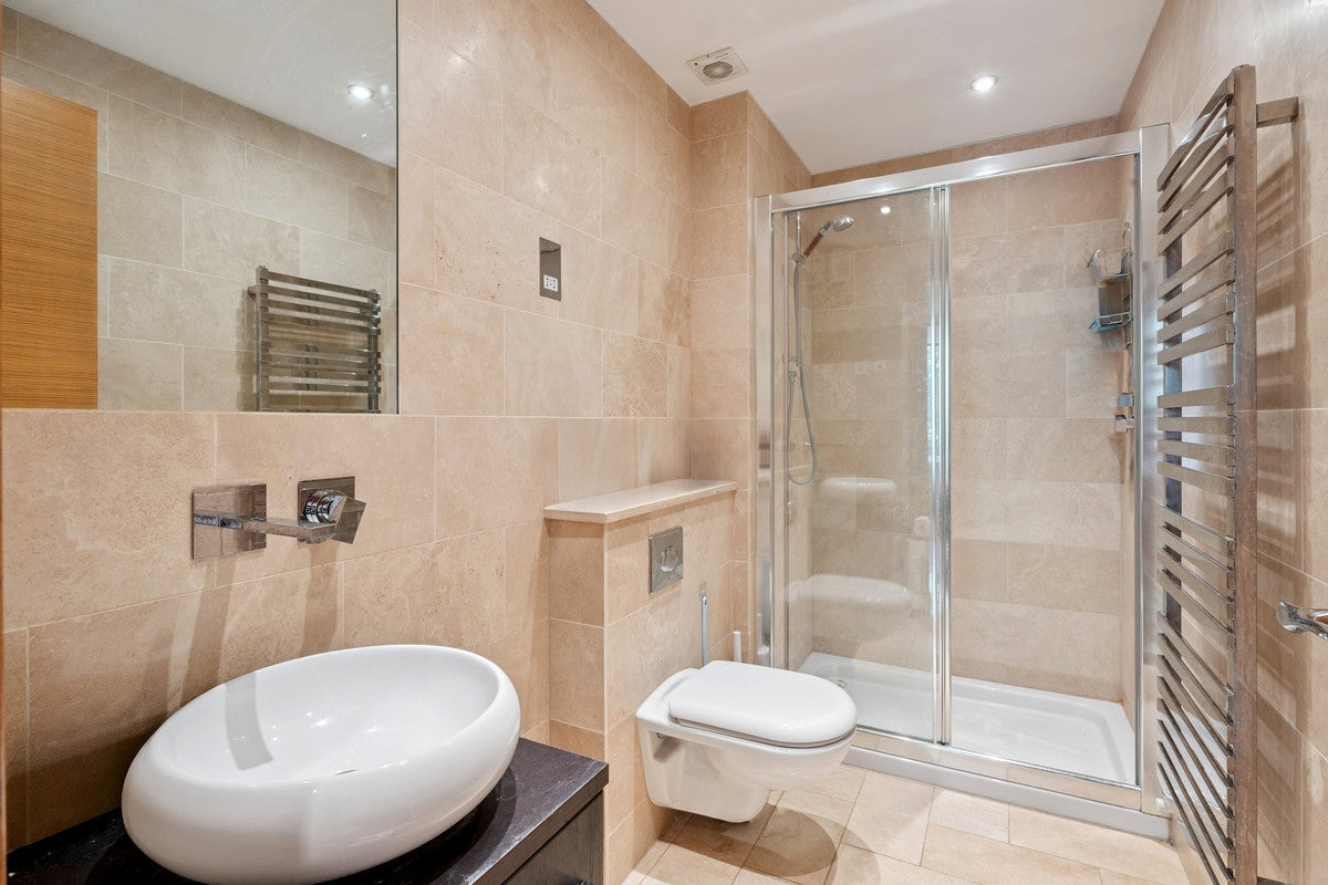 Flat Bloomsbury Square in Greater London