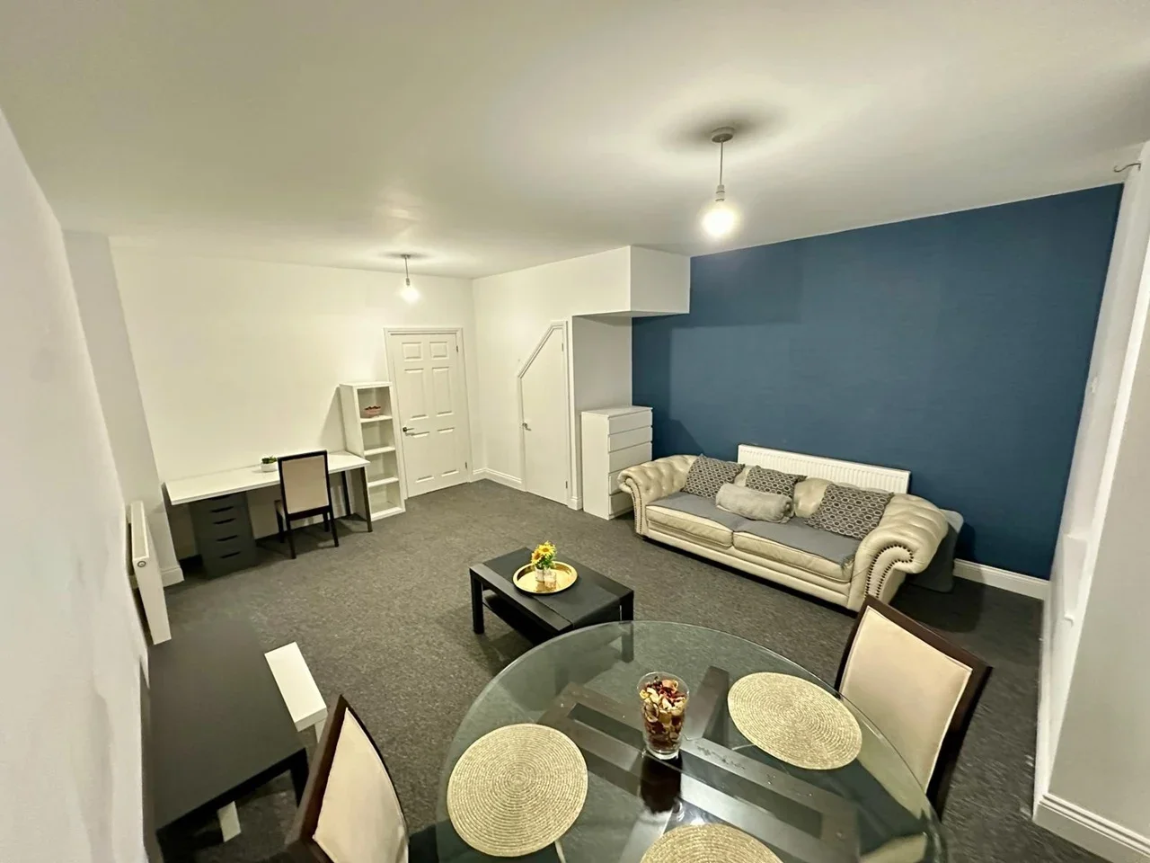 Room Century Yard in Greater London