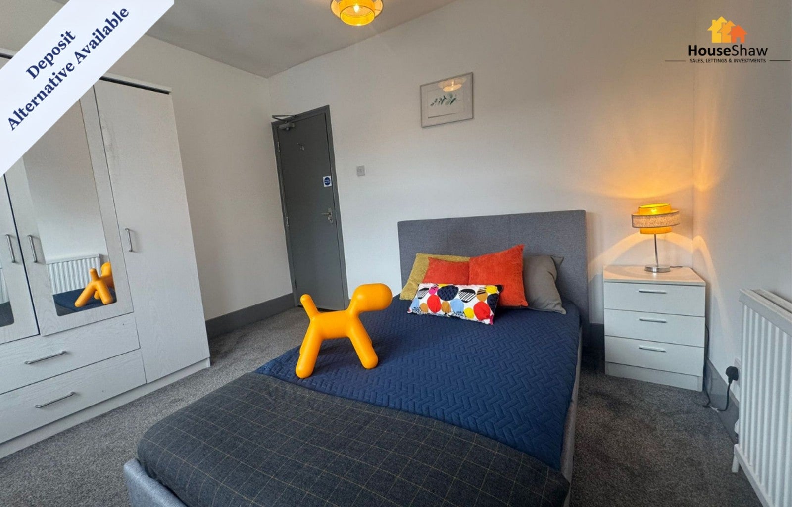 Room Desborough Park Road in High Wycombe