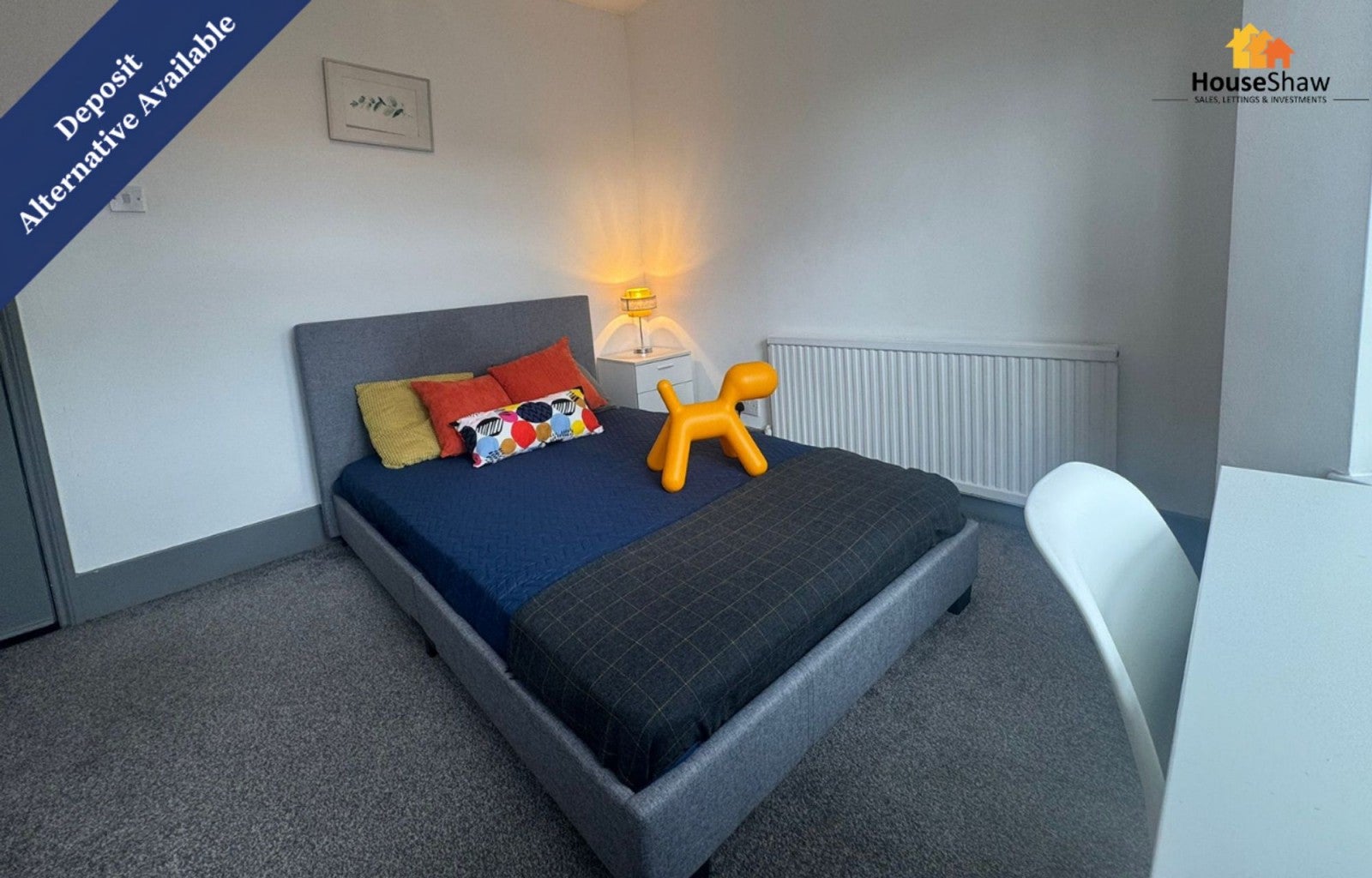 Room Desborough Park Road in High Wycombe