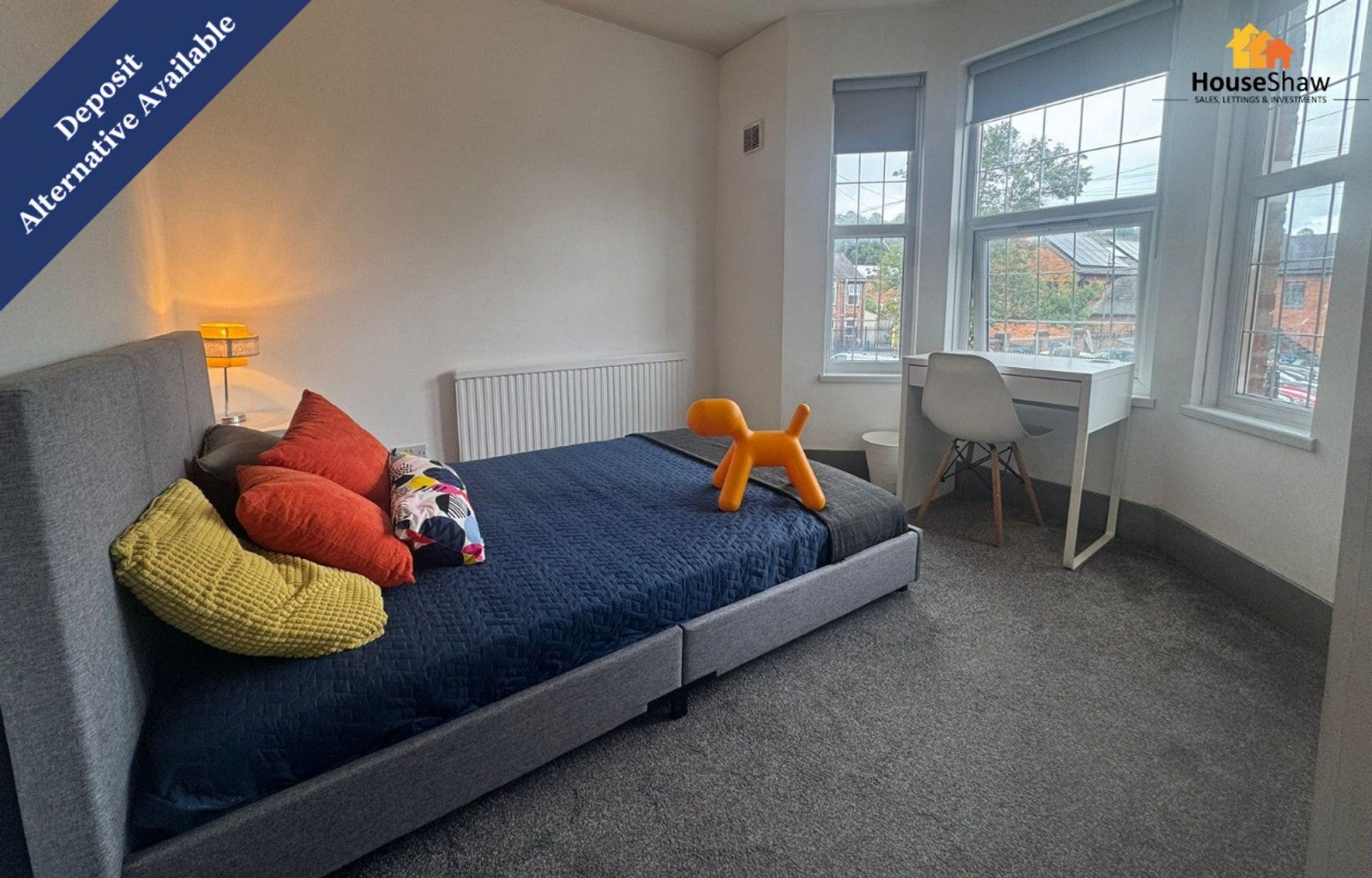 Room Desborough Park Road in High Wycombe
