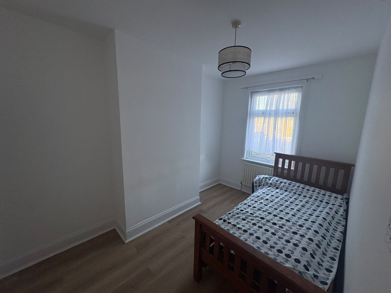 House Brickfield Lane in Greater London