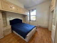 Room Percy Road in Greater London