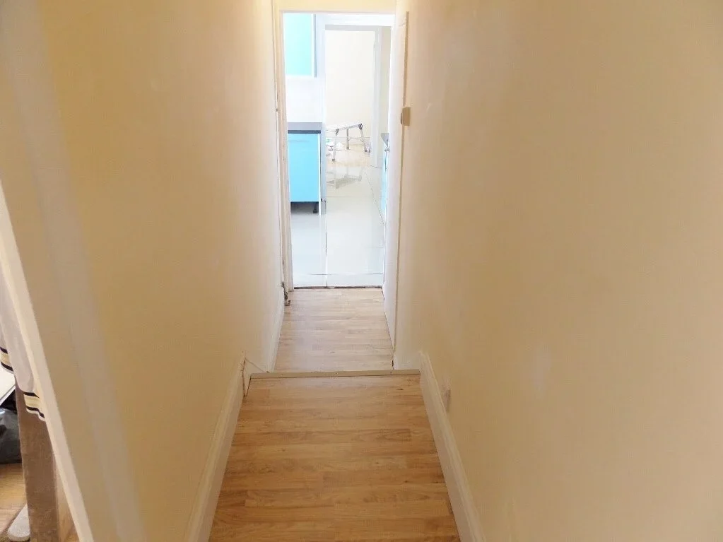 Flat Gatling Road in Greater London