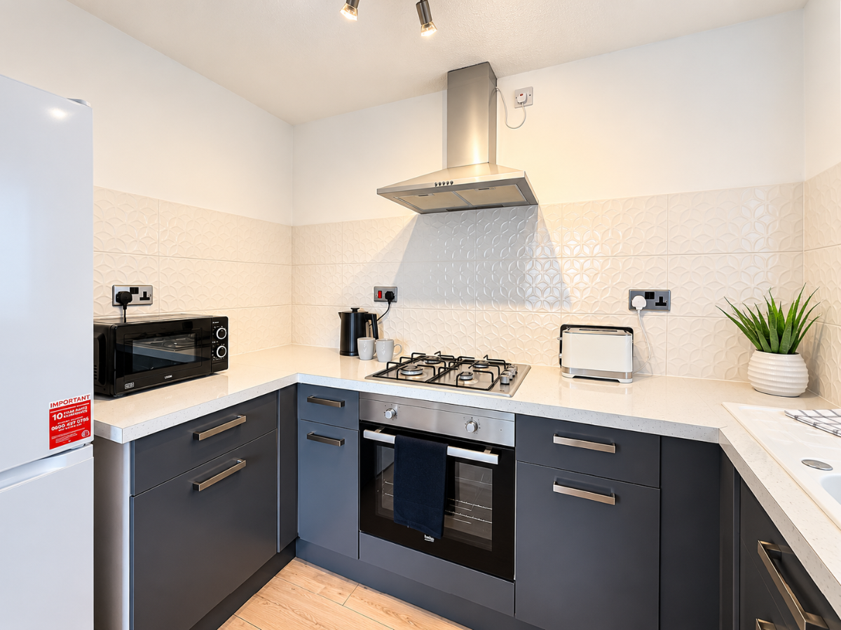 Flat Lancelot Court in Hull