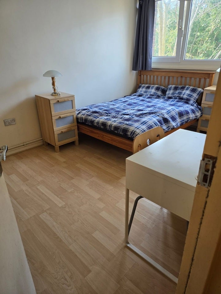 Room Eastleigh Walk in Greater London