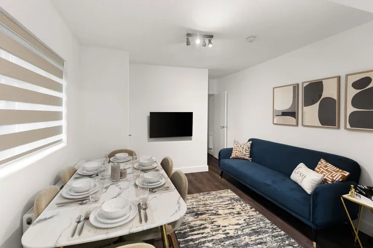 Flat Rainham Road in Greater London