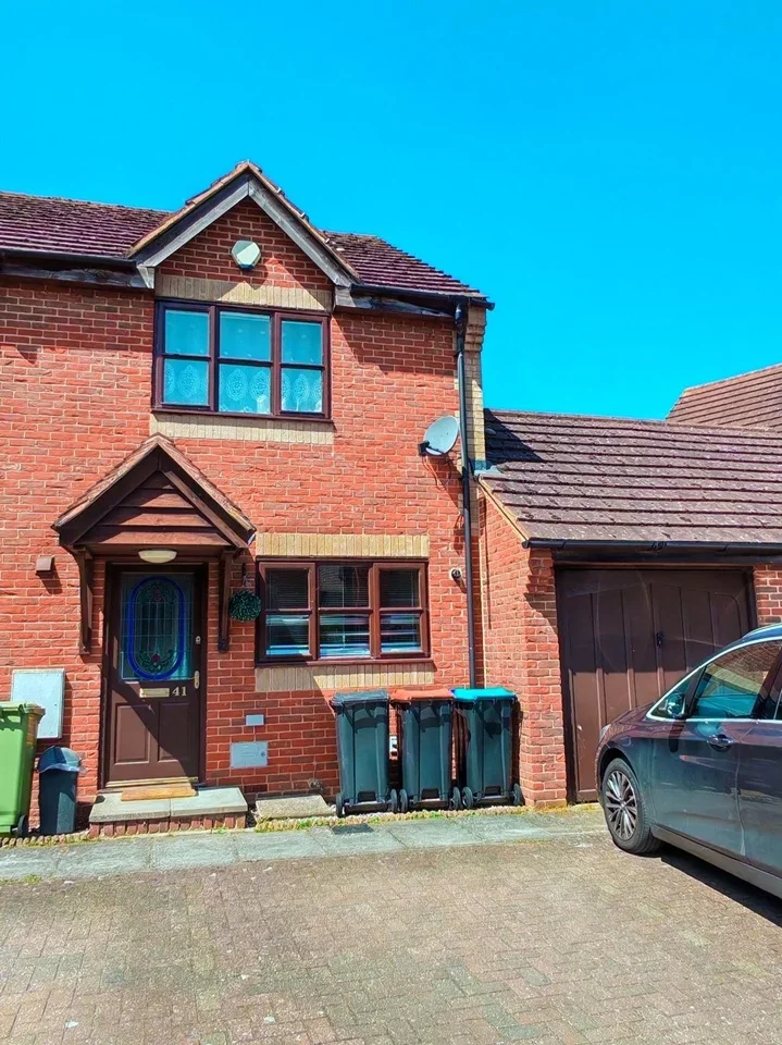House Deacon Place in Milton Keynes