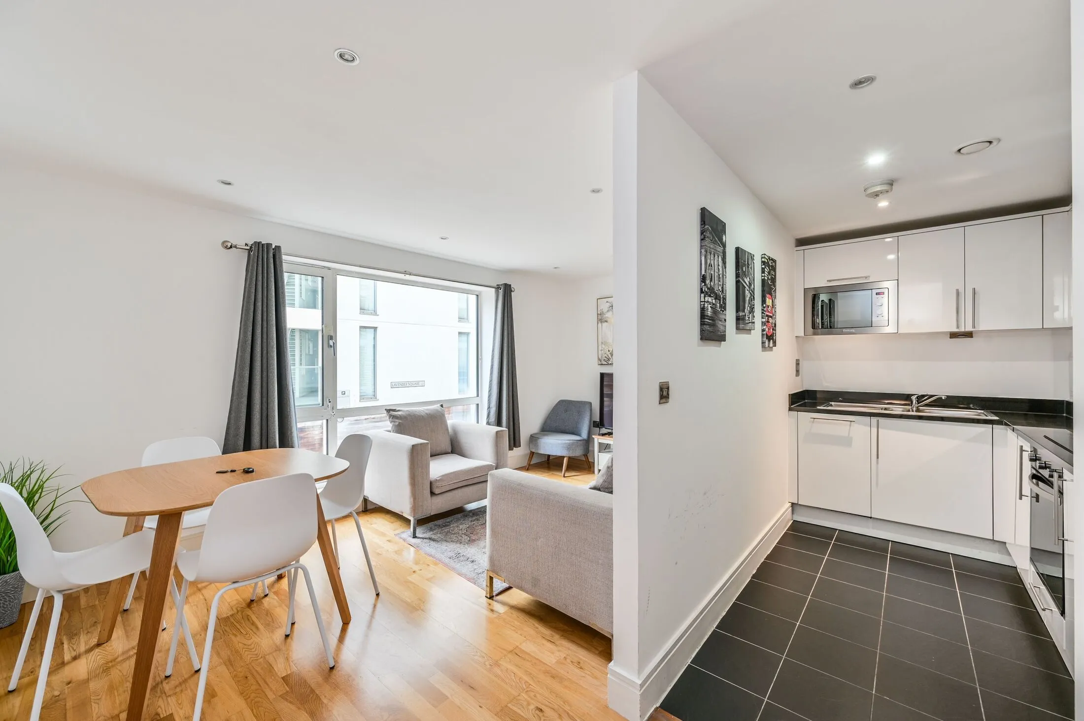 Flat Lavender Square in Greater London