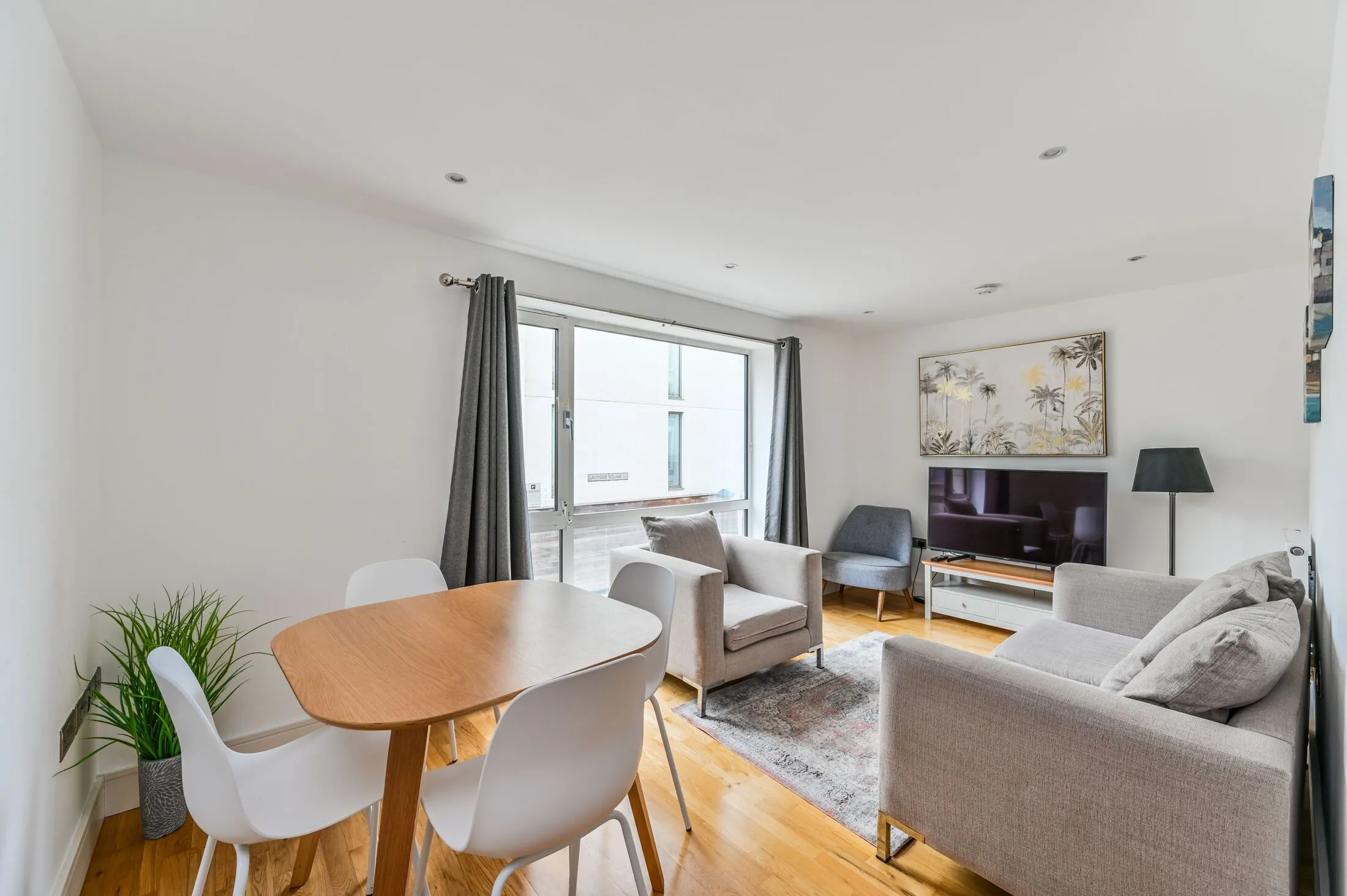 Flat Lavender Square in Greater London
