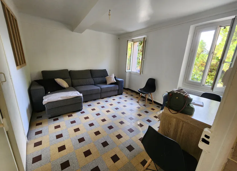 Flat Rue Fernand Sardou in Toulon