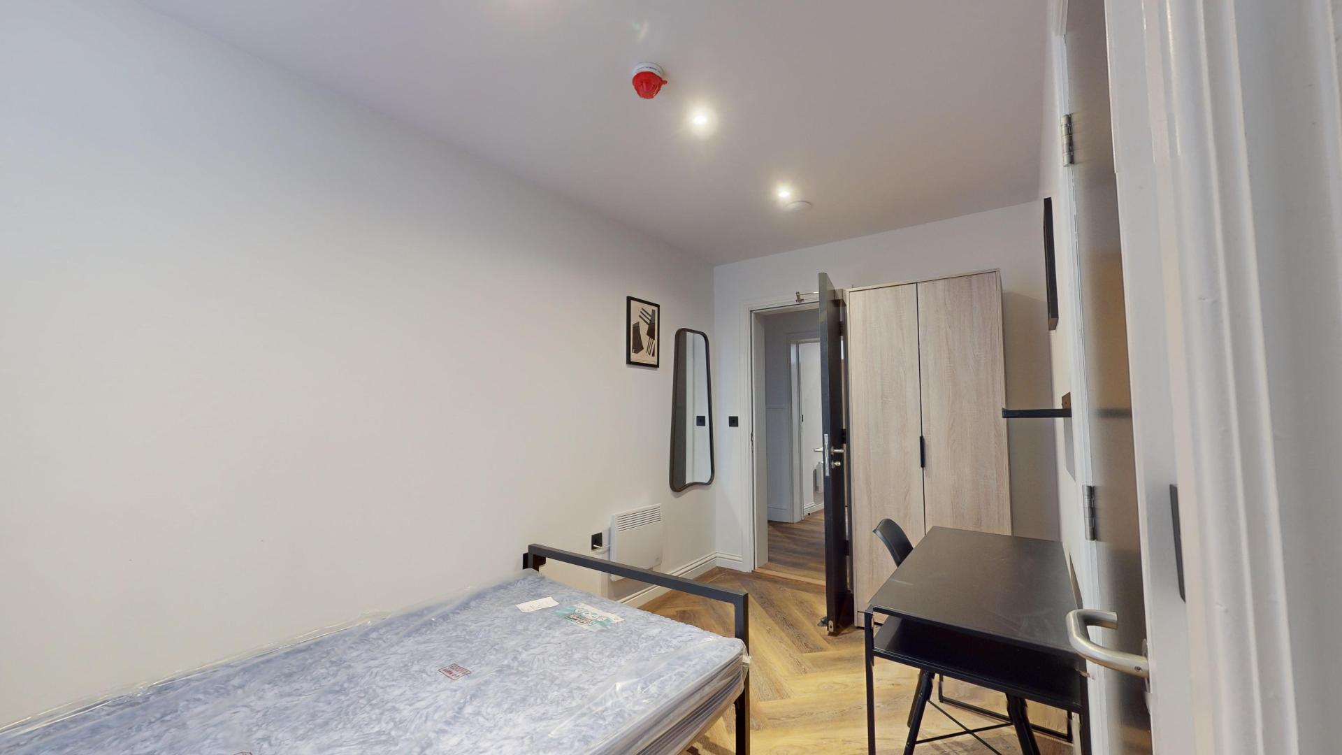Flat Thurloe Street in Manchester