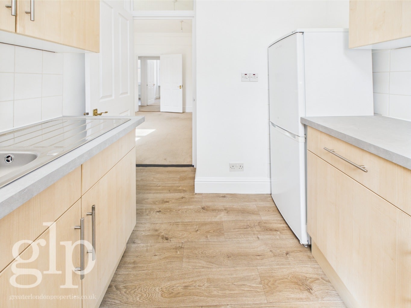Flat Rugby Street in Greater London