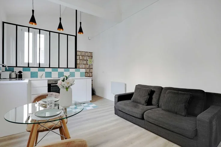 Flat Rue de la Croix Nivert in Paris