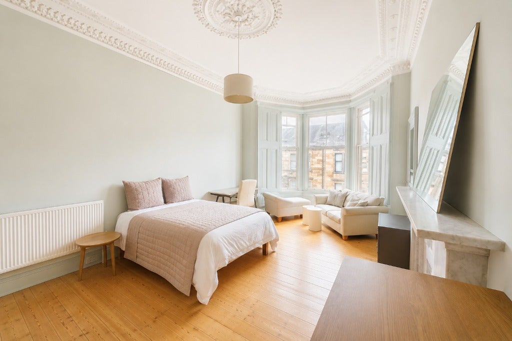 Flat Roxburgh Street in Glasgow