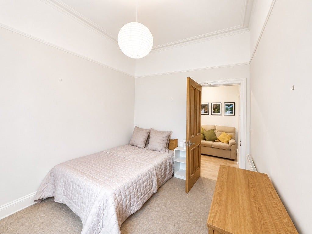 Flat Roxburgh Street in Glasgow