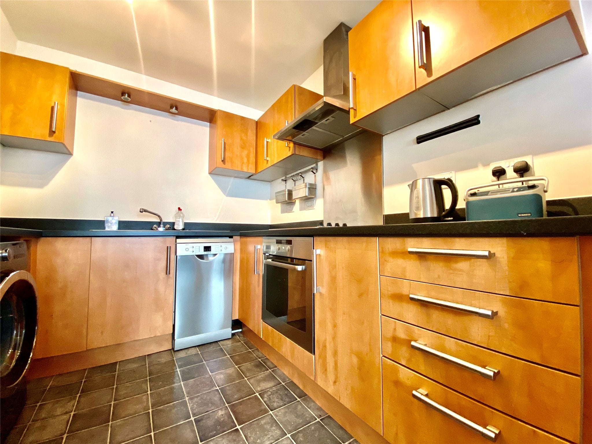 Flat Sweetman Place in Bristol