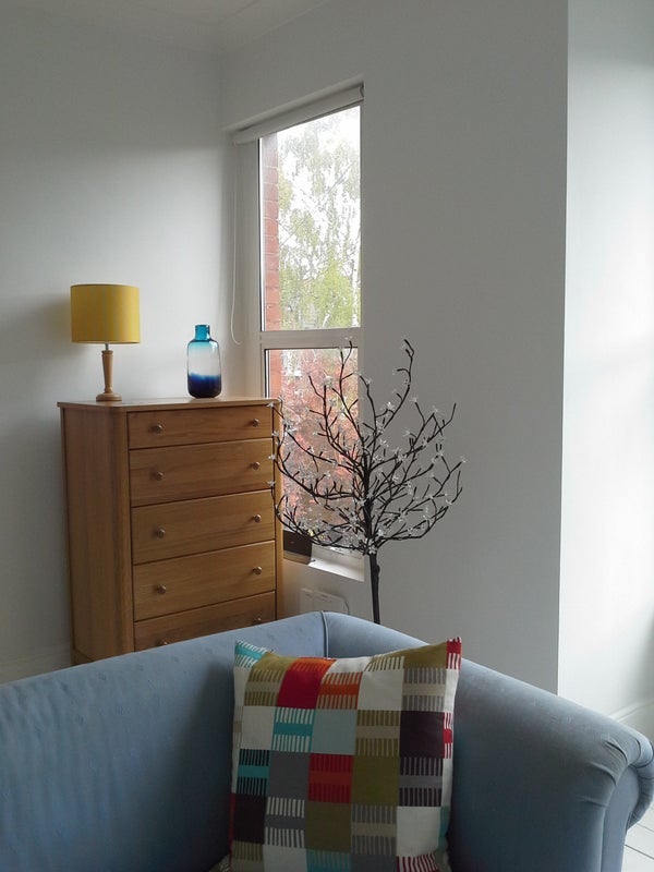Room Elsinore Road in Greater London