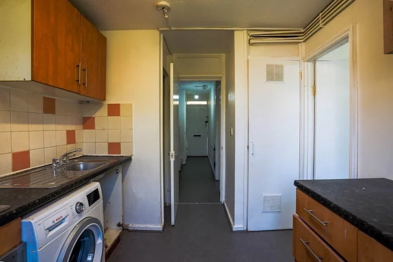 Room Abbots Road in Greater London