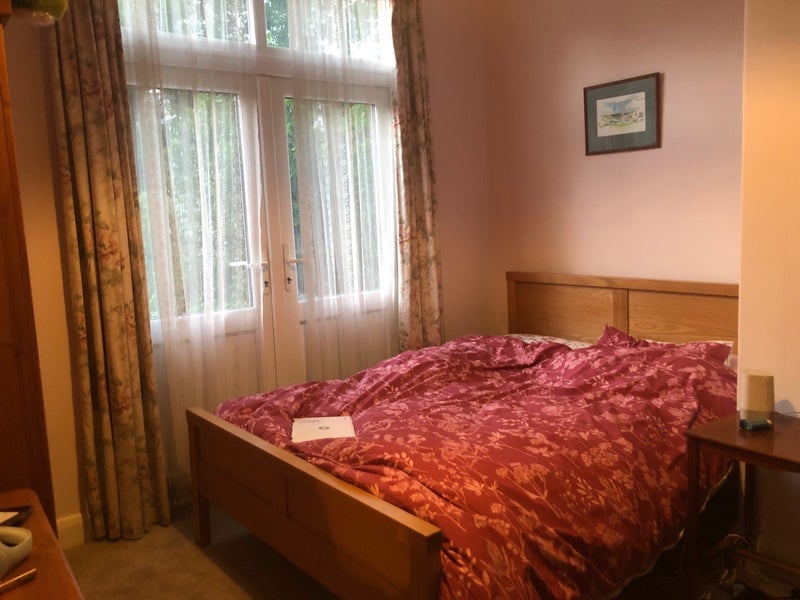 Room Kirkstall Road in Greater London