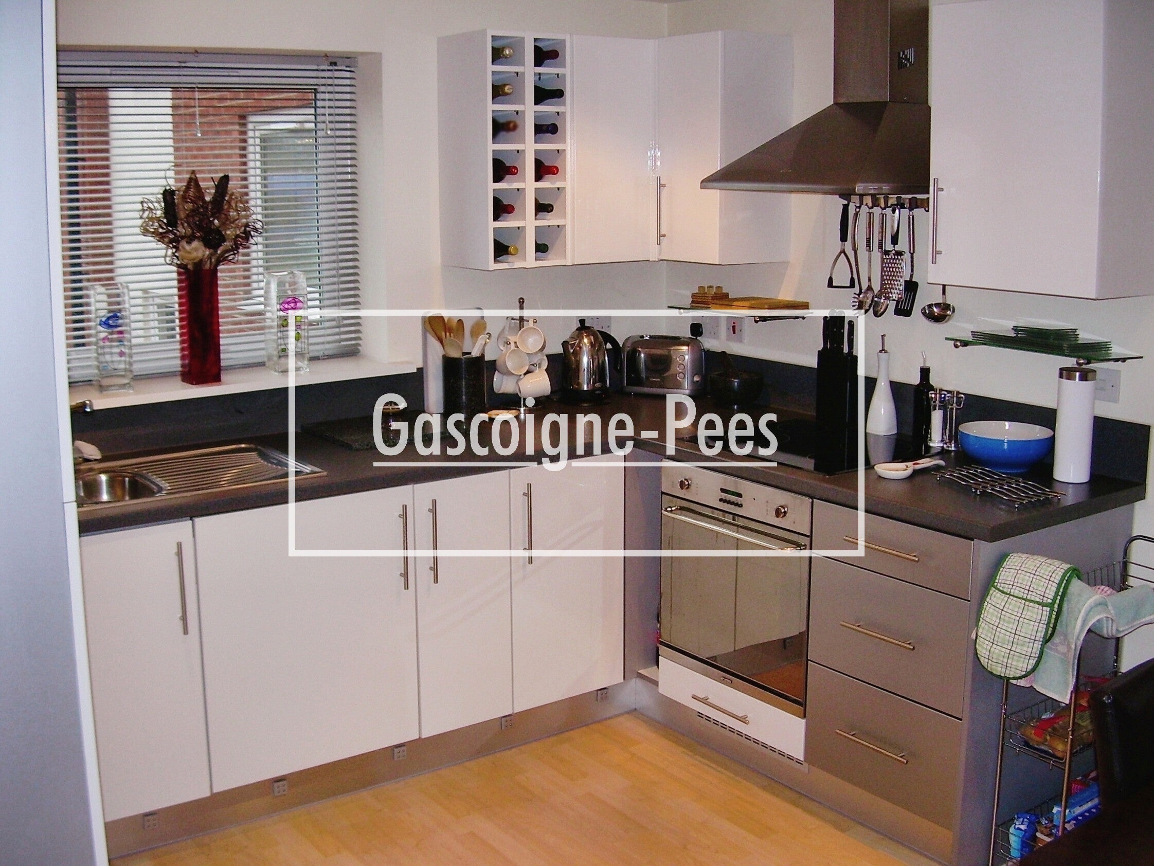 Flat Glebe Gardens in Basingstoke and Deane